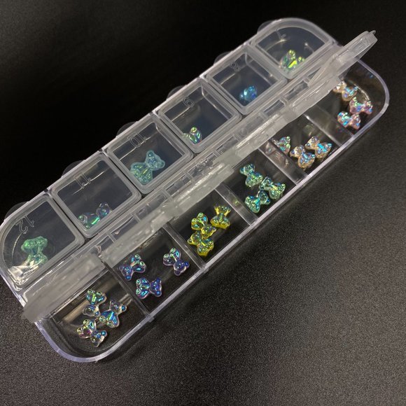 Irradiance 3D gummy bear nail charms - Picture 3 of 7